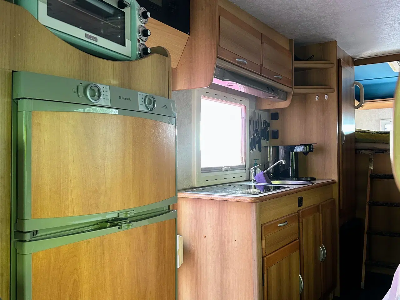 Billede 5 - Sjælden autocamper med plads til hele familien