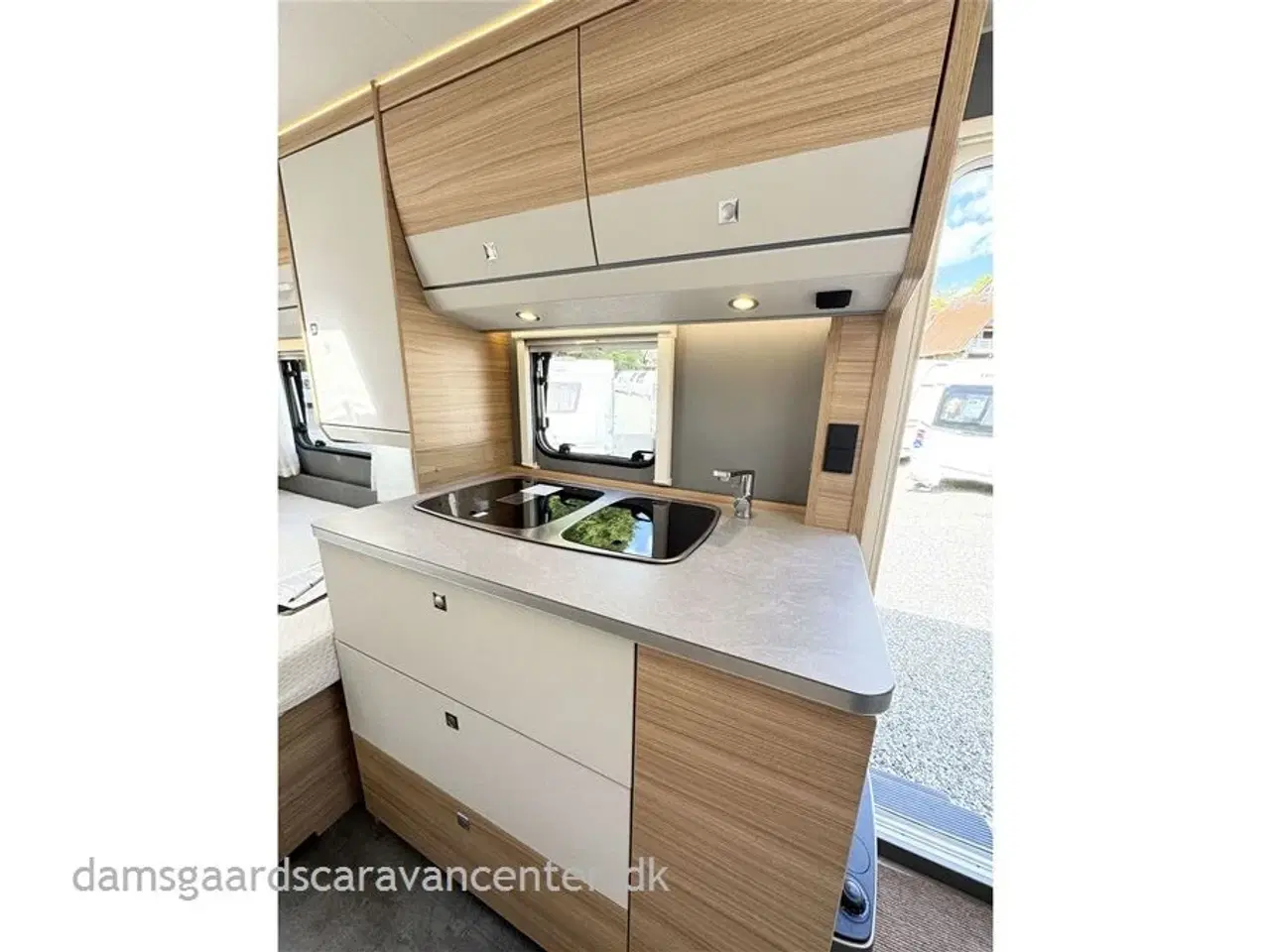 Billede 11 - 2022 - Dethleffs Camper 460 EL D-Line   Enkeltsenge-Lamel-Gulvtemp.-Mover-Telt