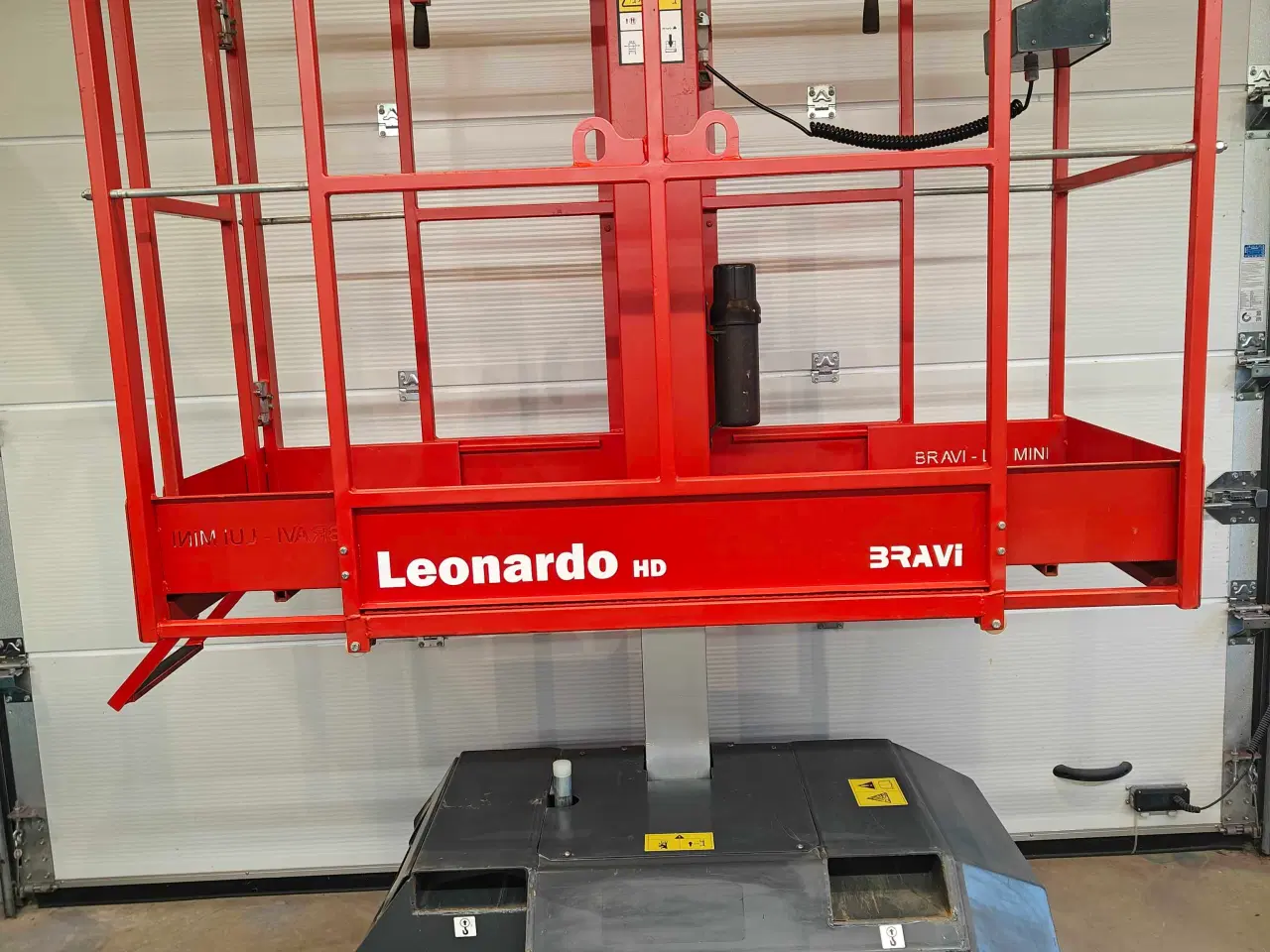 Billede 1 - Bravi Leonardo HD - arbejdshøjde 4.9mtr - nye batt