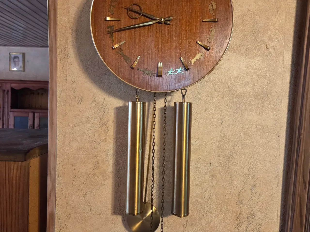 Billede 1 - Retro stueure med lodder