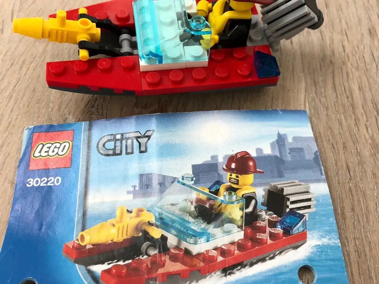 Billede 1 - Lego båd model 30220