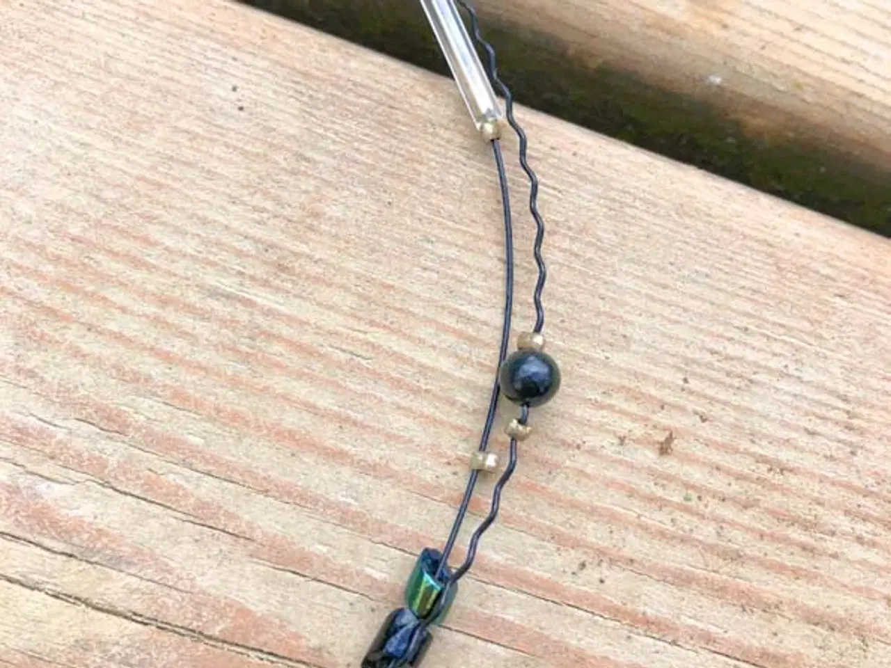 Billede 9 - Håndlavet, unik halskæde med sorte glasperler
