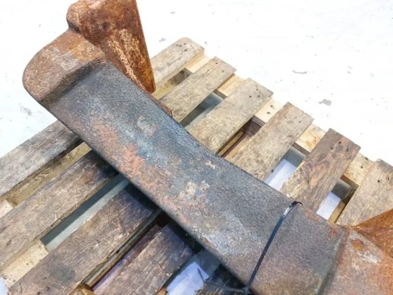 Billede 6 - Case 580 SLE Frontvægt 194520A1