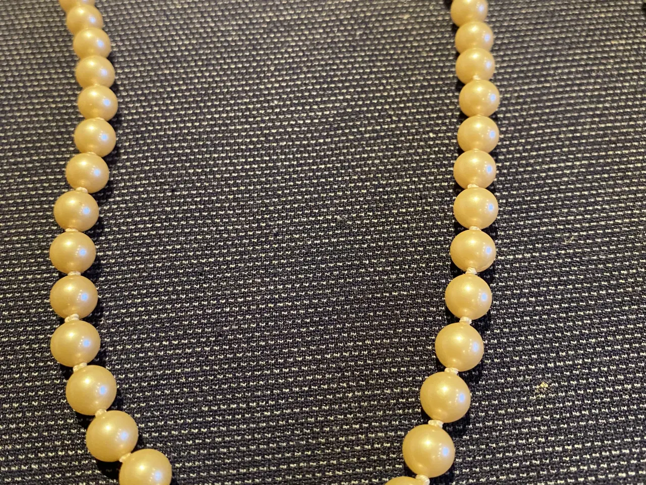Billede 10 - Perlekæder 2 stk.