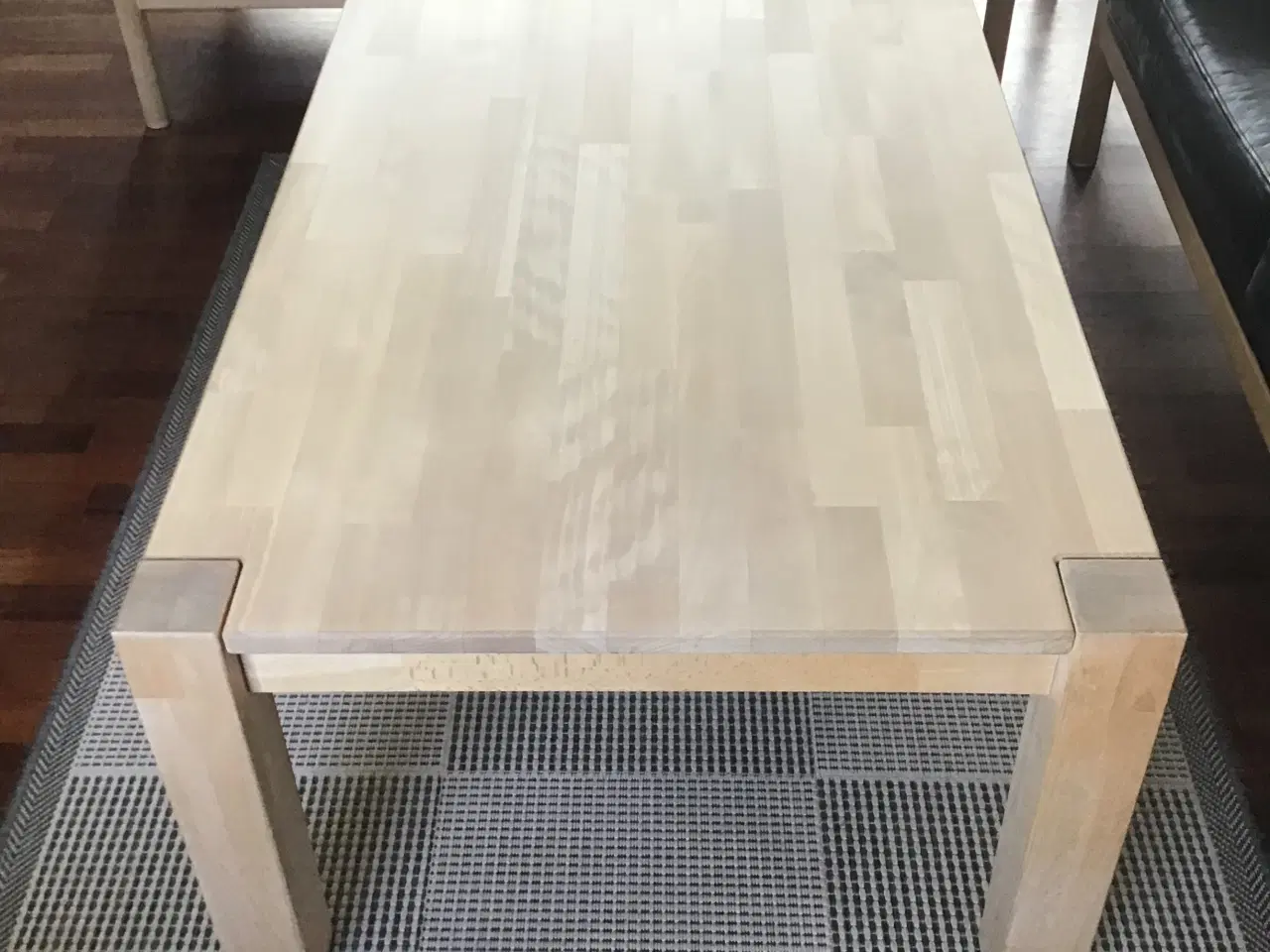 Billede 1 - Sofabord i sæbebehandlet bøg