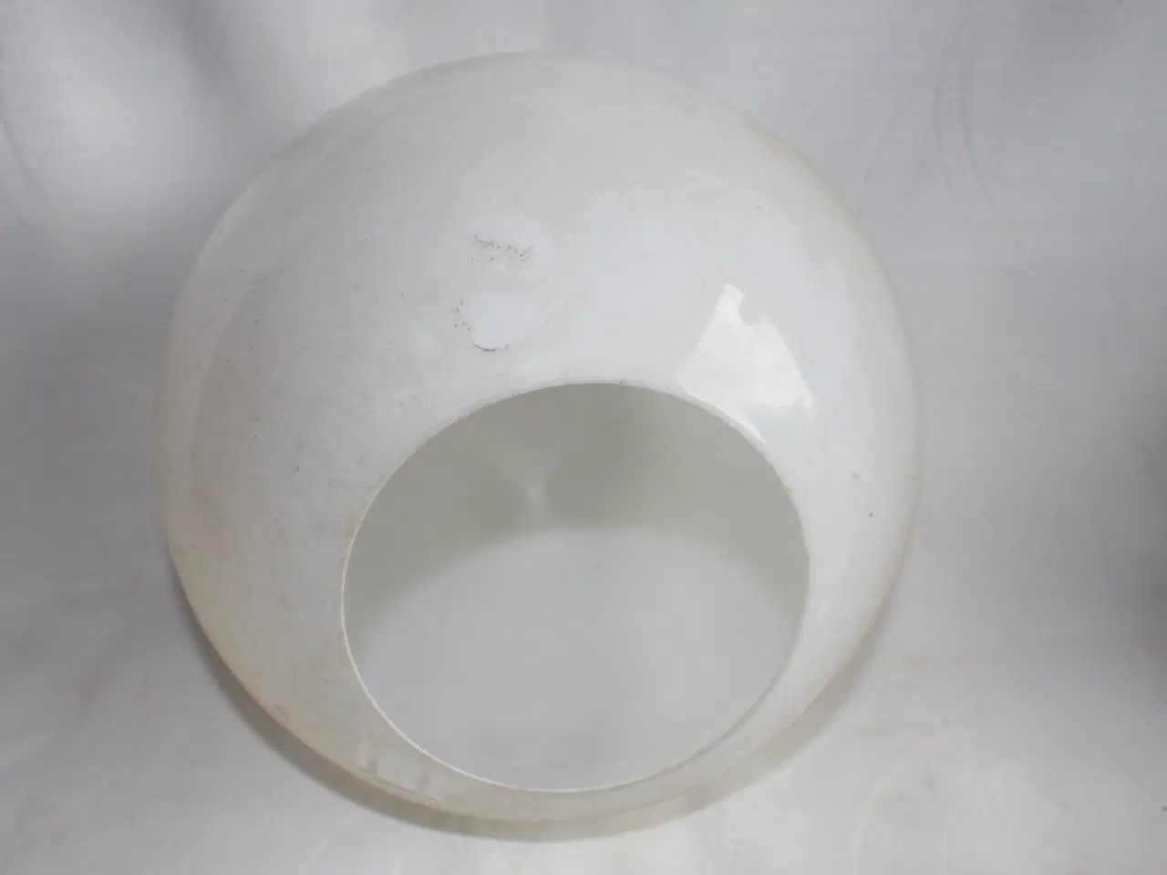 Billede 2 - Lampekuppel i hvid opaline glas