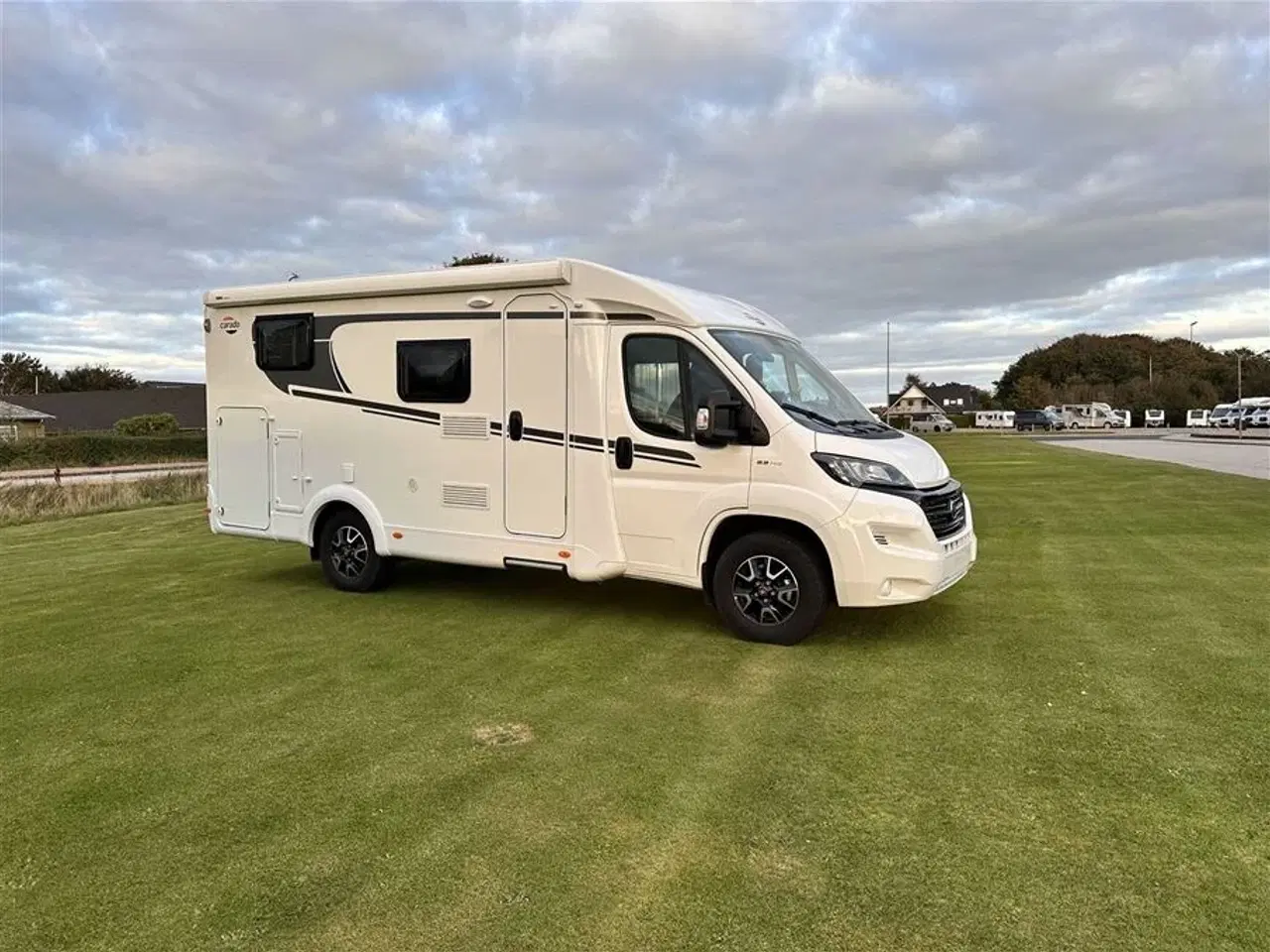 Billede 20 - 2021 - Carado V337   Velholdt Autocamper