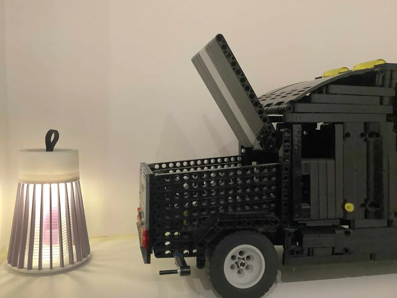 Billede 9 - UNIK Selvbygget Sort Technic lego Trucker 