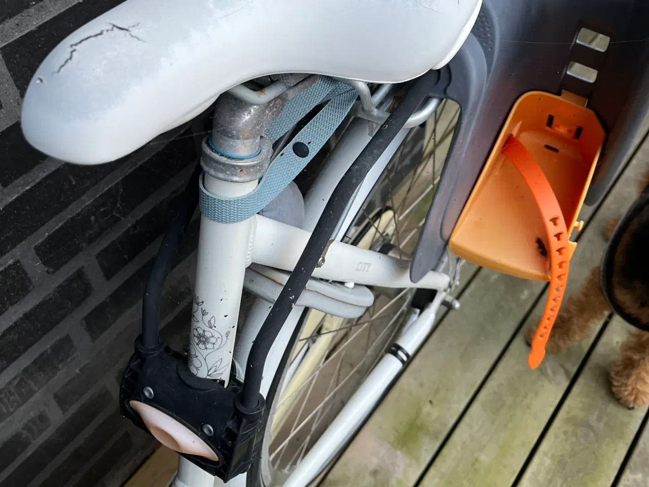 Billede 3 - Velholdt Polisport cykel barnestol