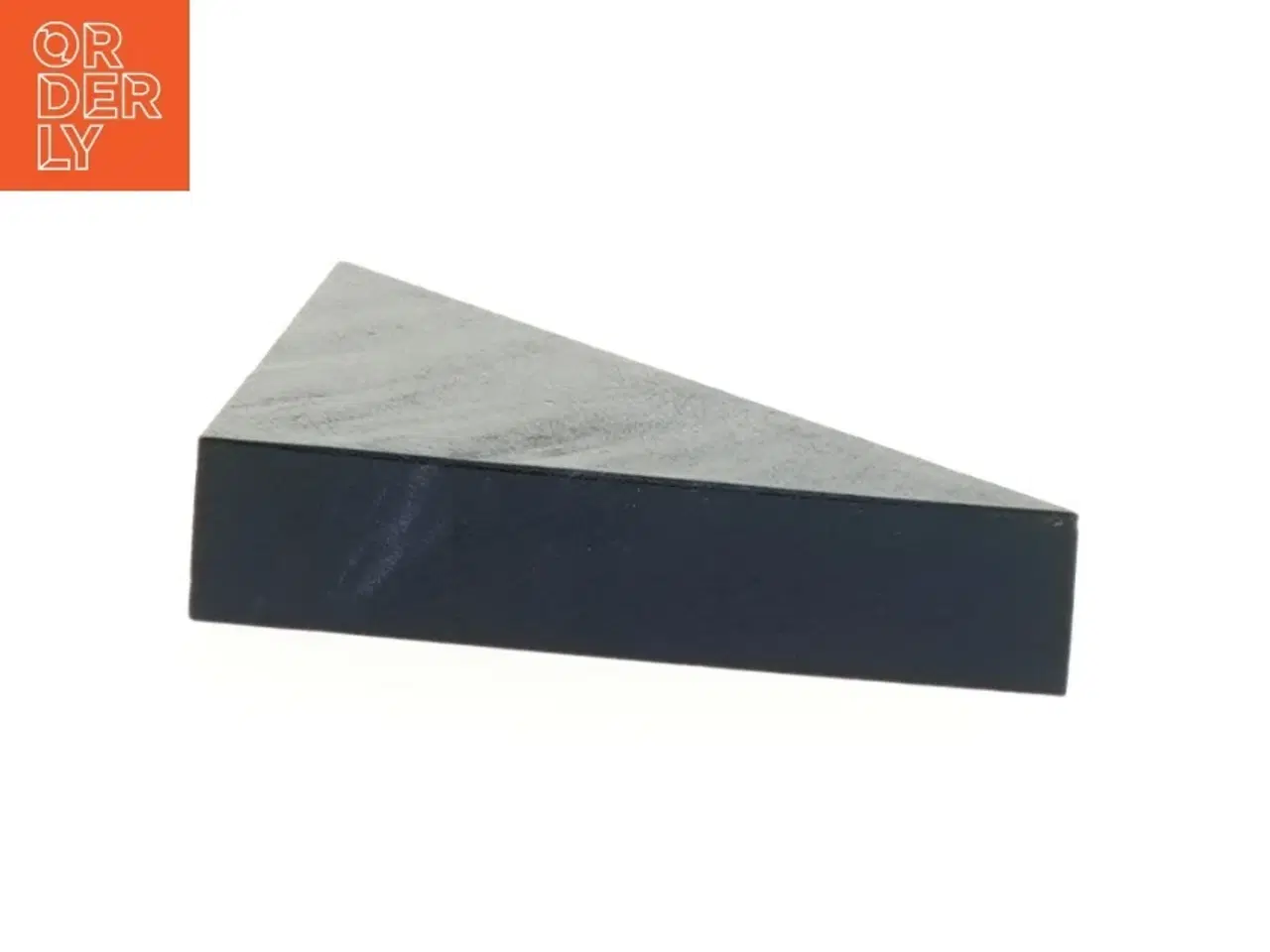 Billede 1 - Sort skifer hjørnehylde (str. 13 x 6 x 2 cm)
