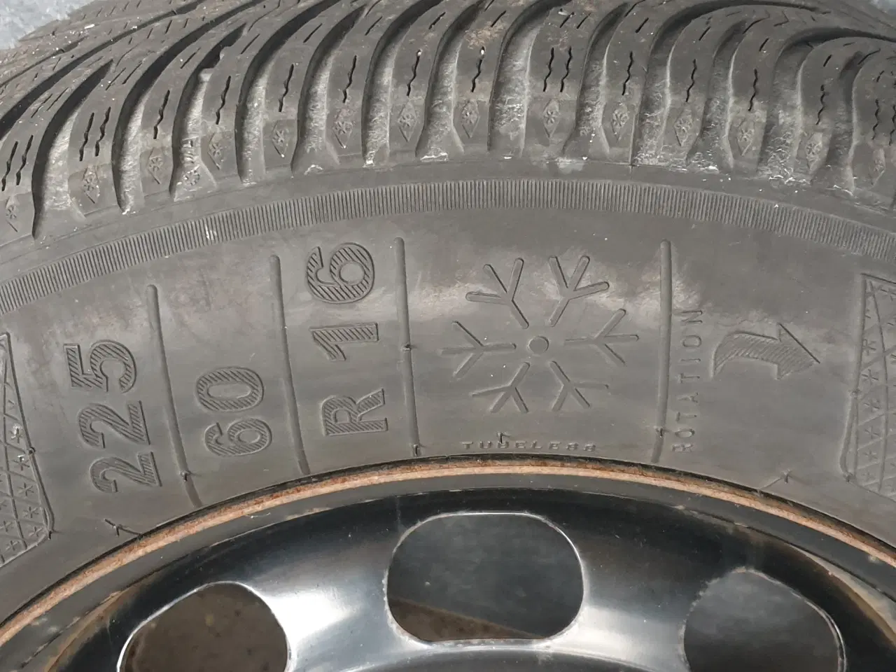Billede 1 - Vinterdæk med fælge 