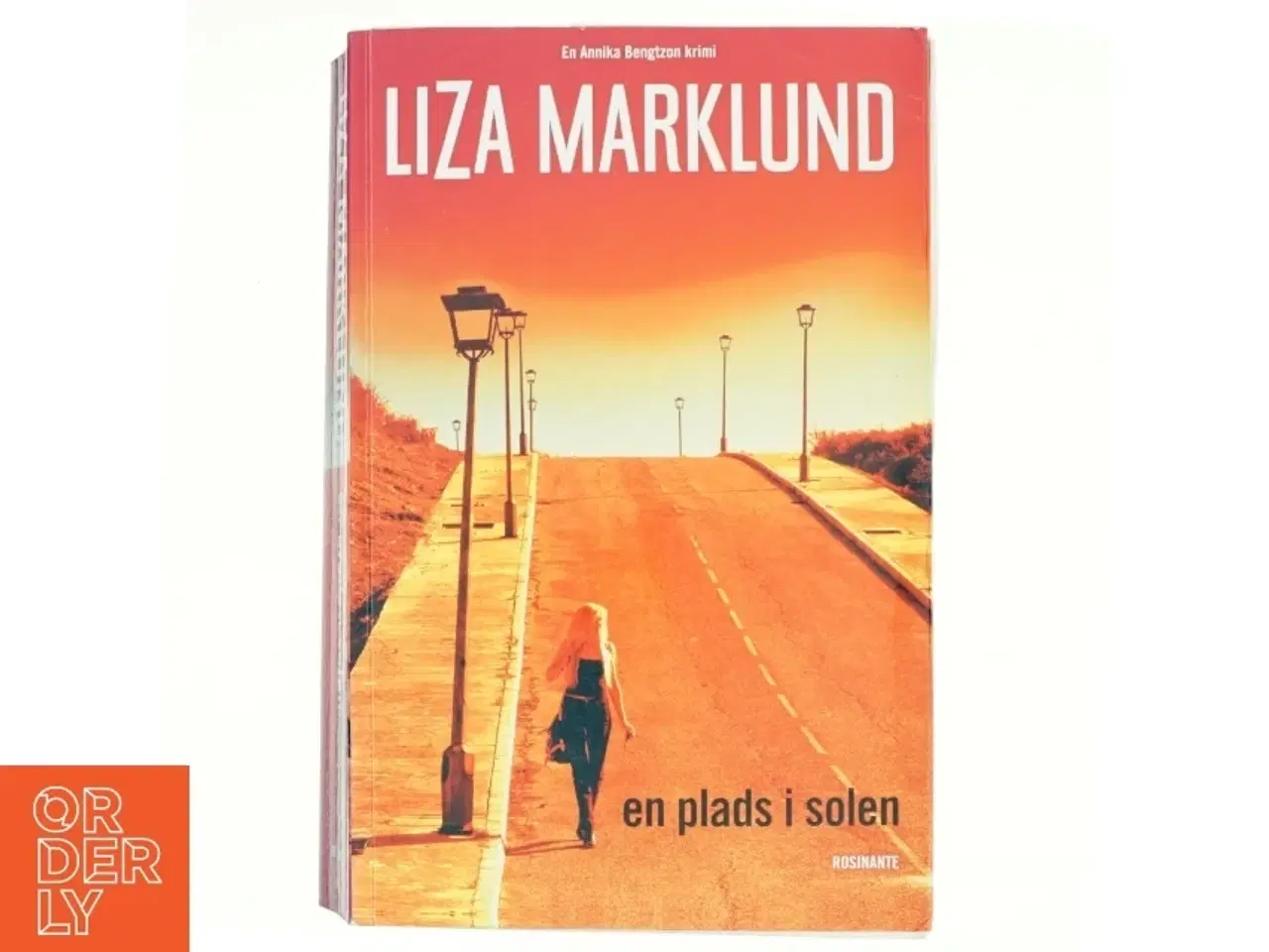 Billede 1 - En Plads I Solen af Liza Marklund (Bog)