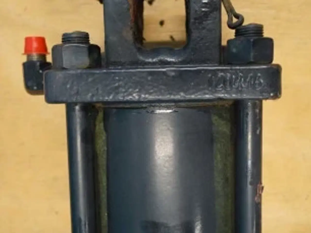 Billede 5 - New Holland BB9090 Cylinder 700733423