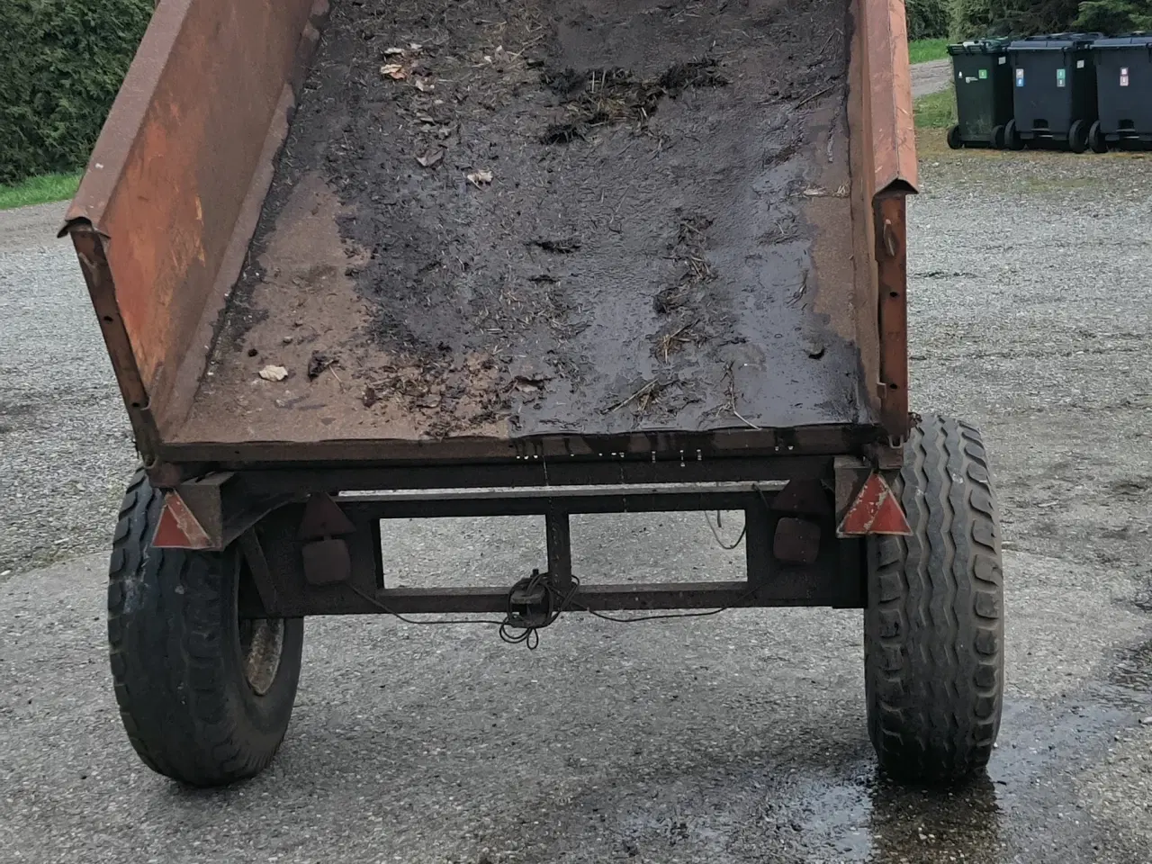 Billede 2 - Tipvogn til lille traktor.