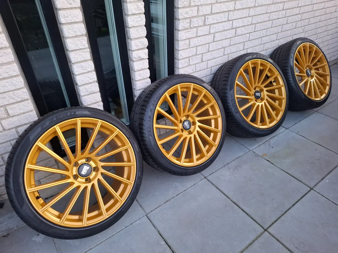 Billede 1 - 9 x 20" alufælge 5x112 ET35