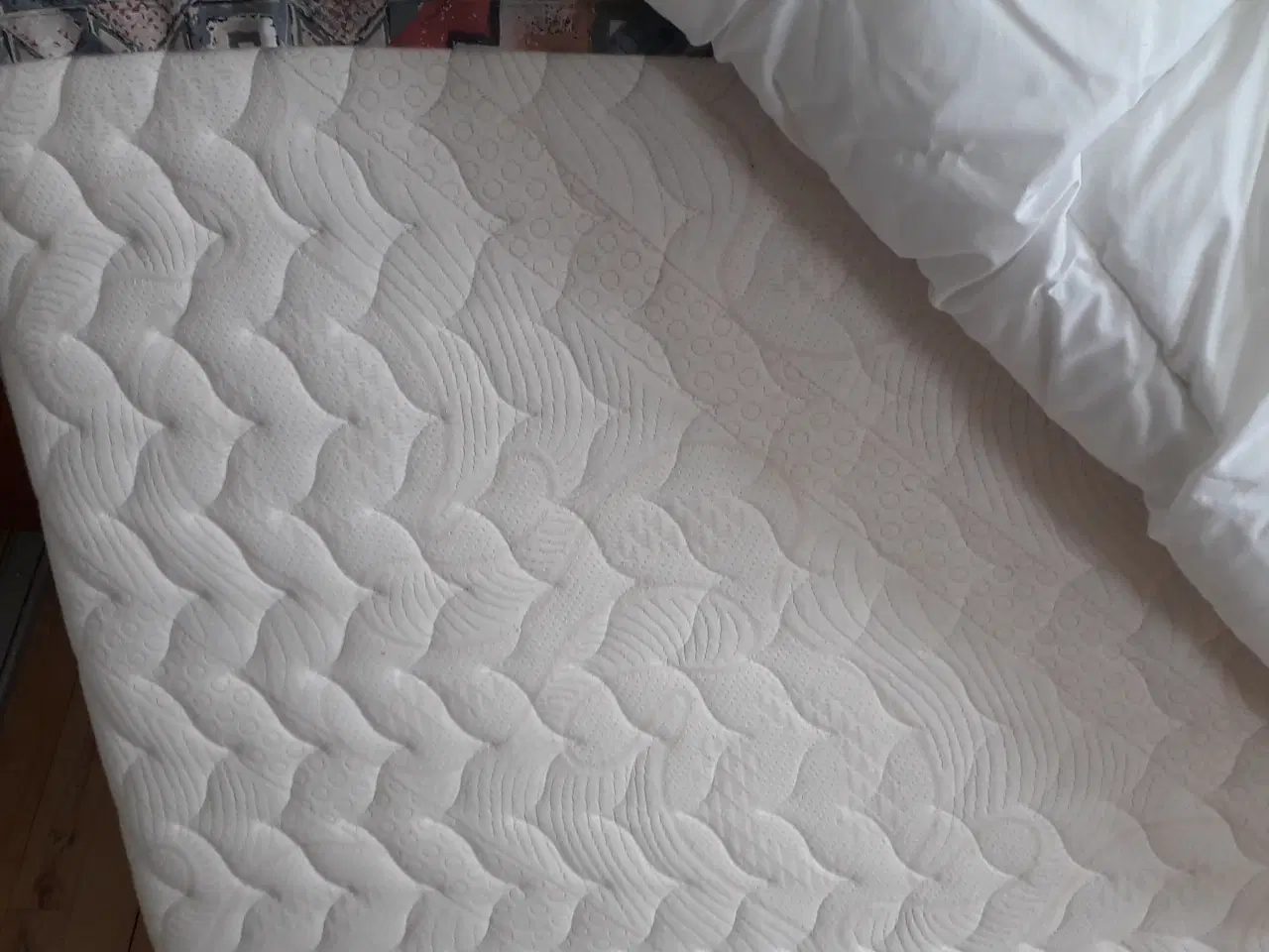 Billede 1 - Springmadras som ny