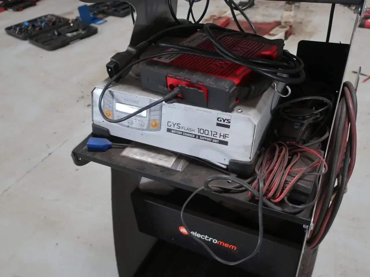 Billede 3 - Batteritester samt diagnosetester på vogn