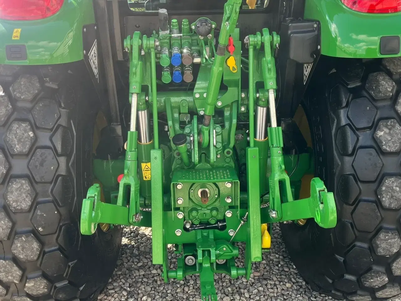 Billede 4 - John Deere 5090 M Med græsdæk