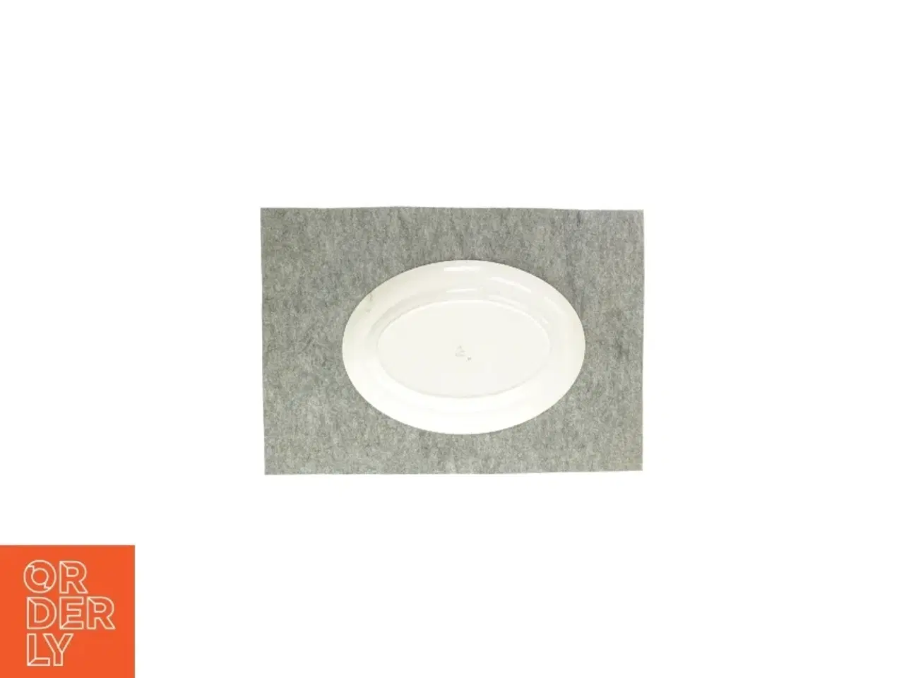 Billede 2 - Porcelæns fad fra Britta (str. L: 30 cm)