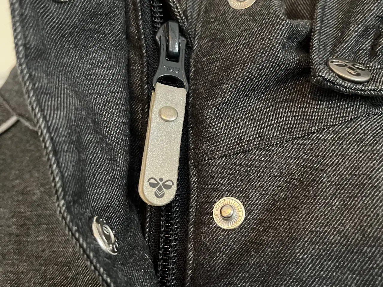 Billede 3 - Hummel snowsuit- flyverdragt str.152