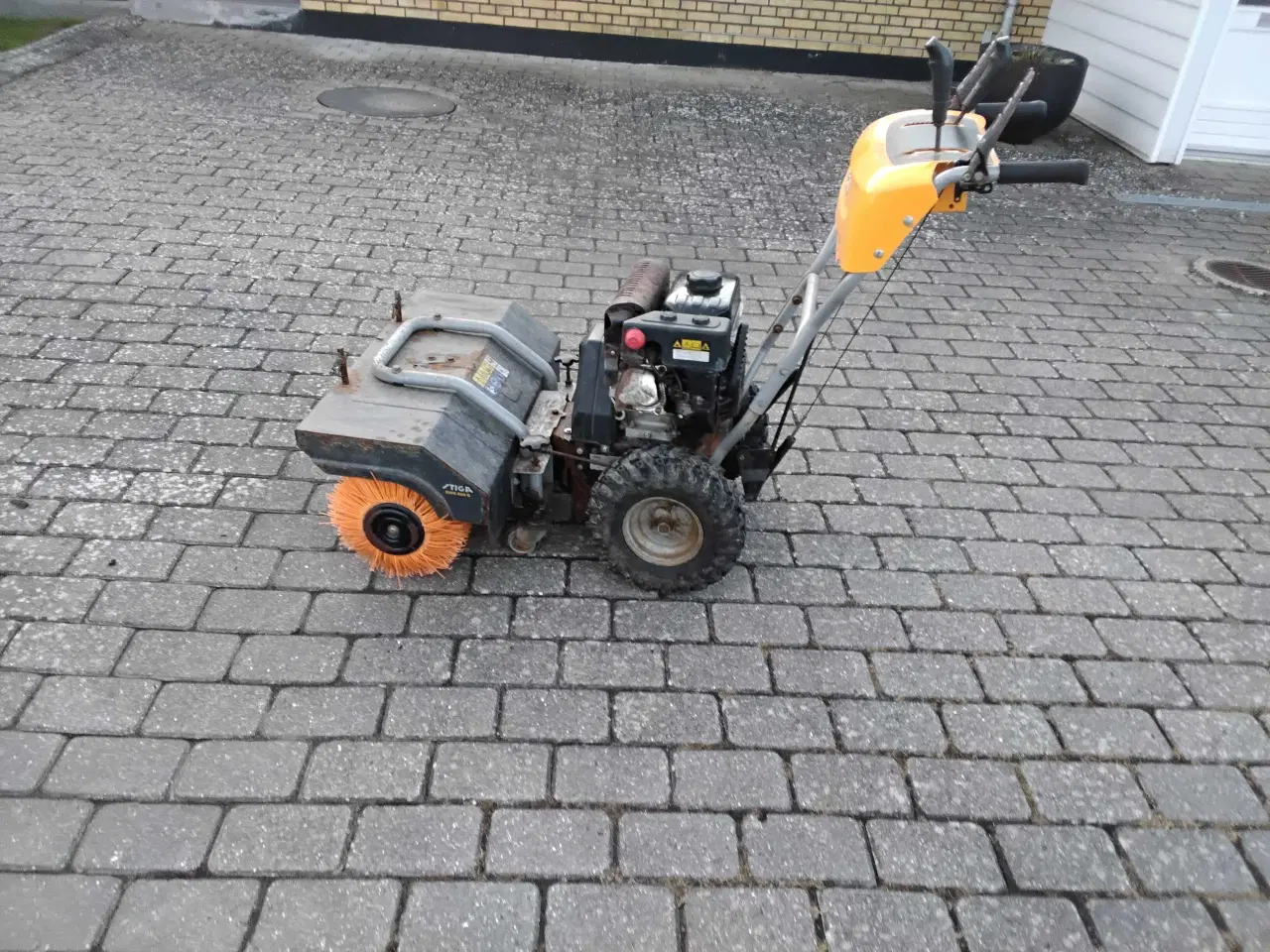 Billede 2 - Stiga SWS 800 G fejemaskine sælges