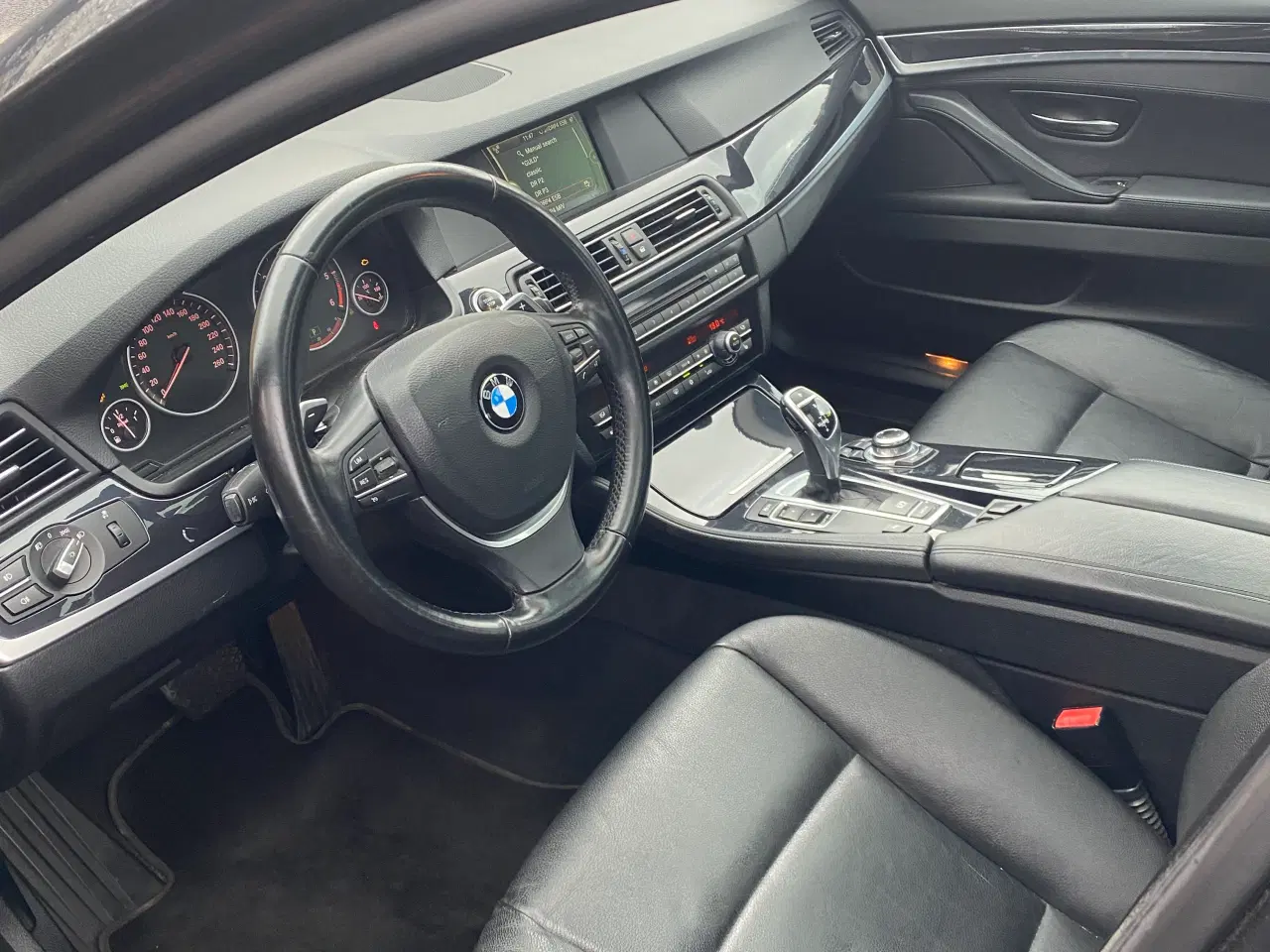 Billede 9 - BMW 520 d Aut. step tronic med paddle shift.