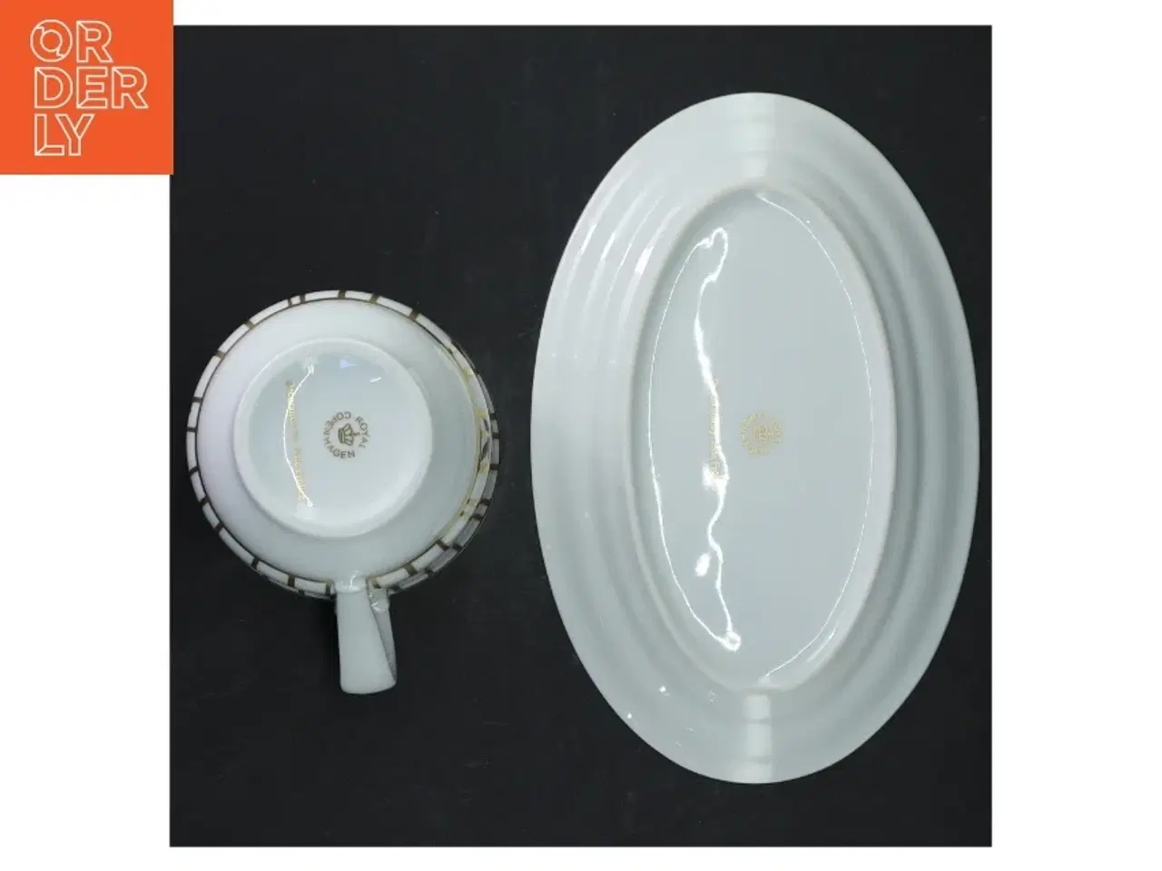 Billede 2 - Porcelæn kaffesæt fra Royal Copenhagen (str. 19 x. 12 cm h. 9,5 cm ø. 8,5 cm)