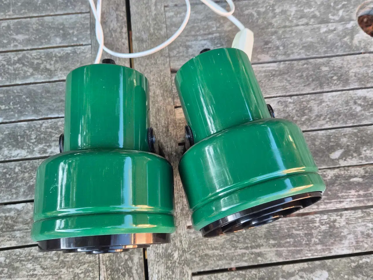 Billede 2 - Fine flaskegrønne væglamper