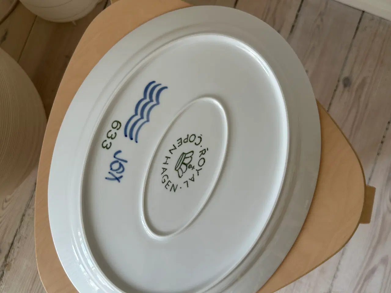 Billede 2 - ROYAL COPENHAGEN Sort Mega Riflet Serveringsfad