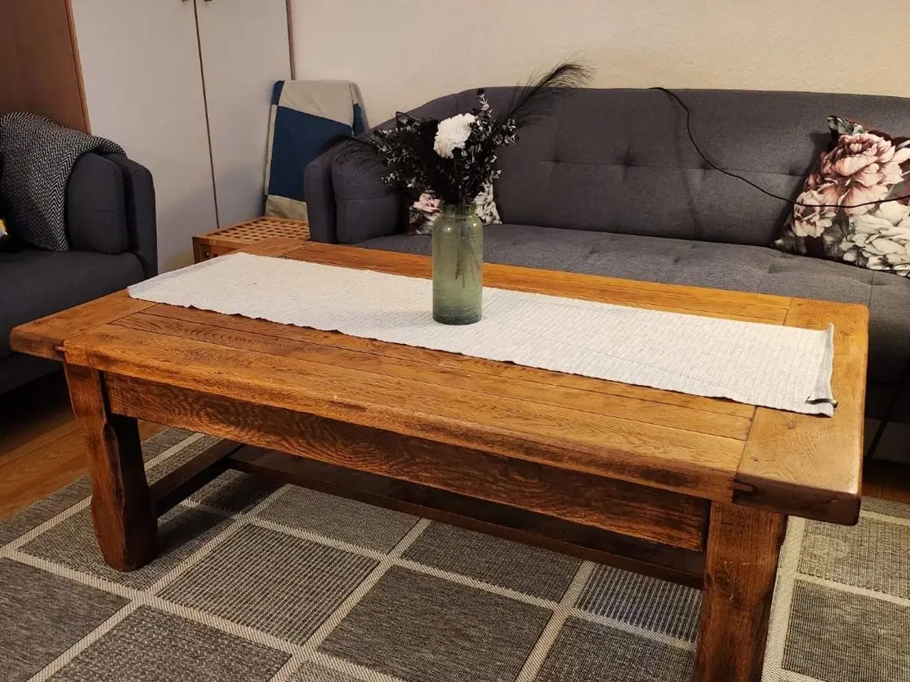Billede 6 - Sofabord massivt træ
