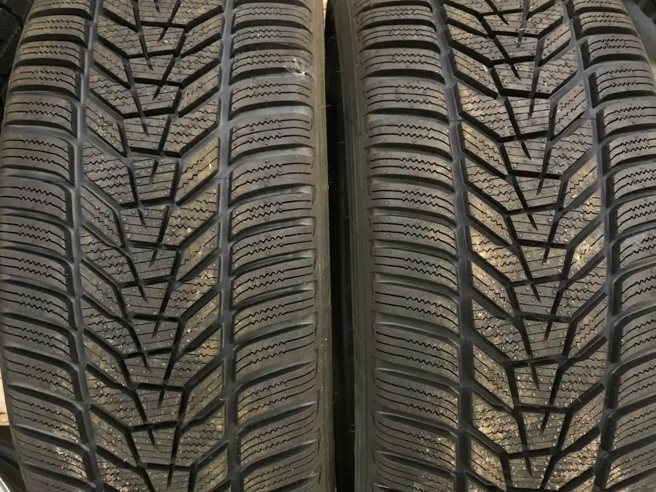 Billede 1 - 225/45R18 Vinterdæk