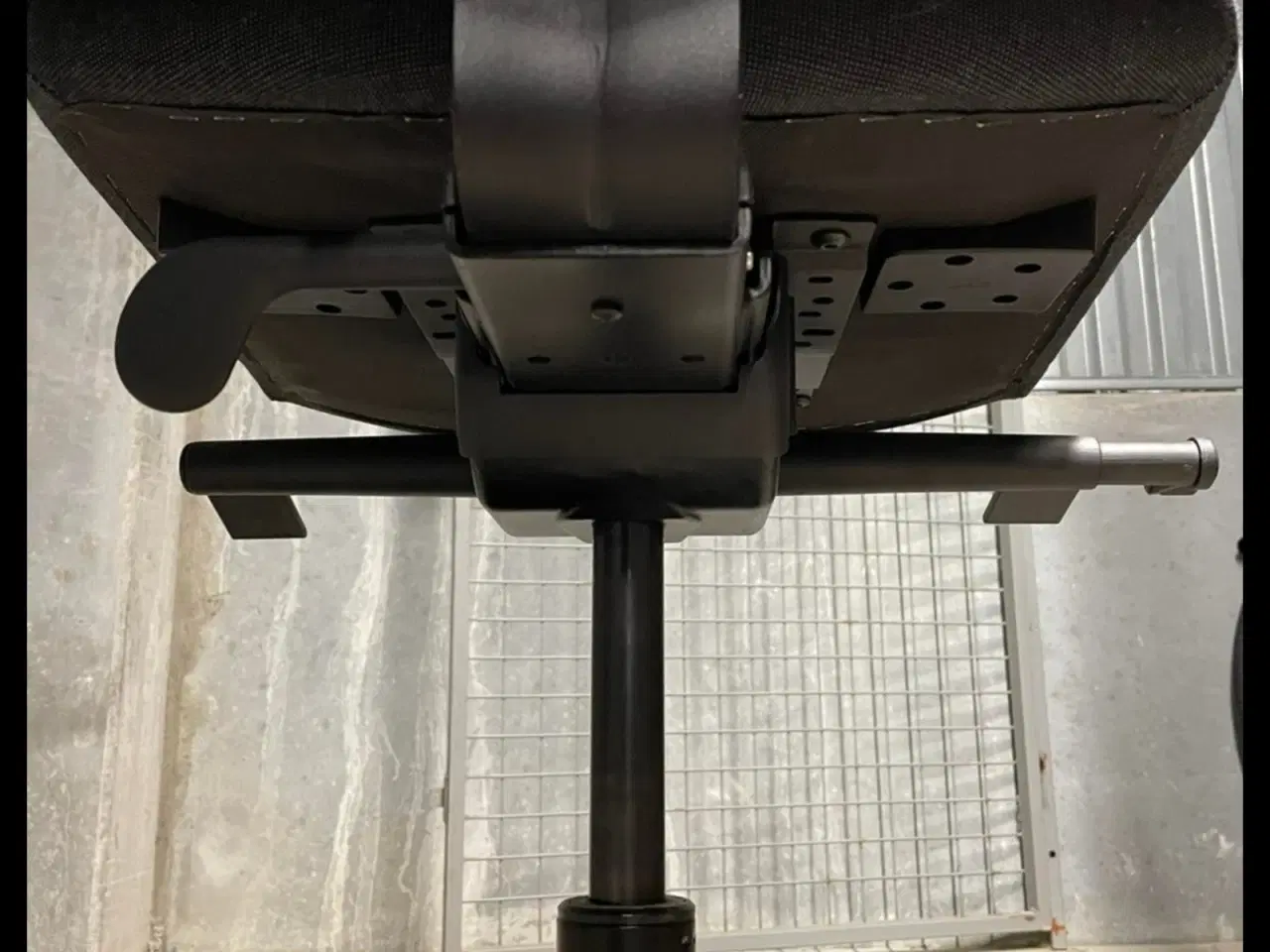 Billede 6 - En rigtigt behagelig og god kontorstol sælges