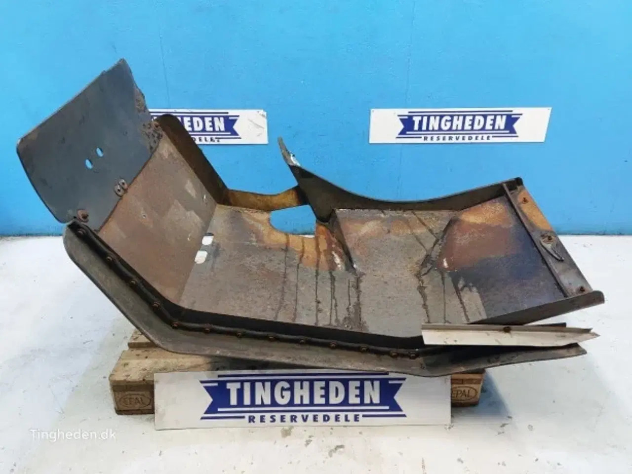 Billede 1 - Case 821E Hjulskærm R. 87569007