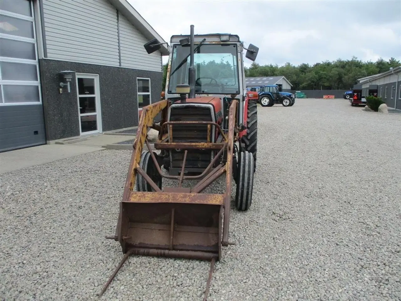 Billede 8 - Massey Ferguson 675 Speedshift med frontlæsser