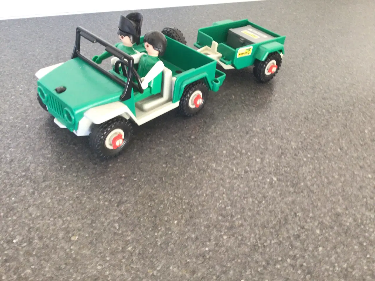 Billede 3 - Playmobil Jeep med anhænger