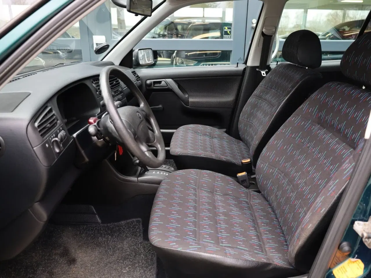 Billede 2 - VW Golf III 1,8 CL aut.