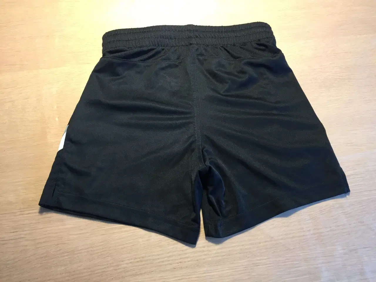 Billede 6 - Hummel shorts m.m.