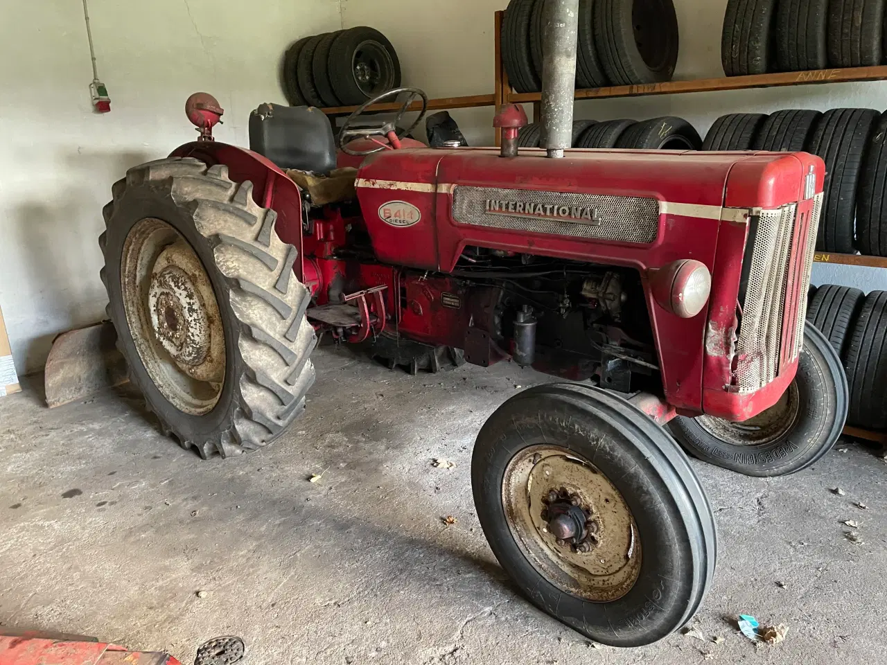 Billede 3 - International B 414 diesel traktor