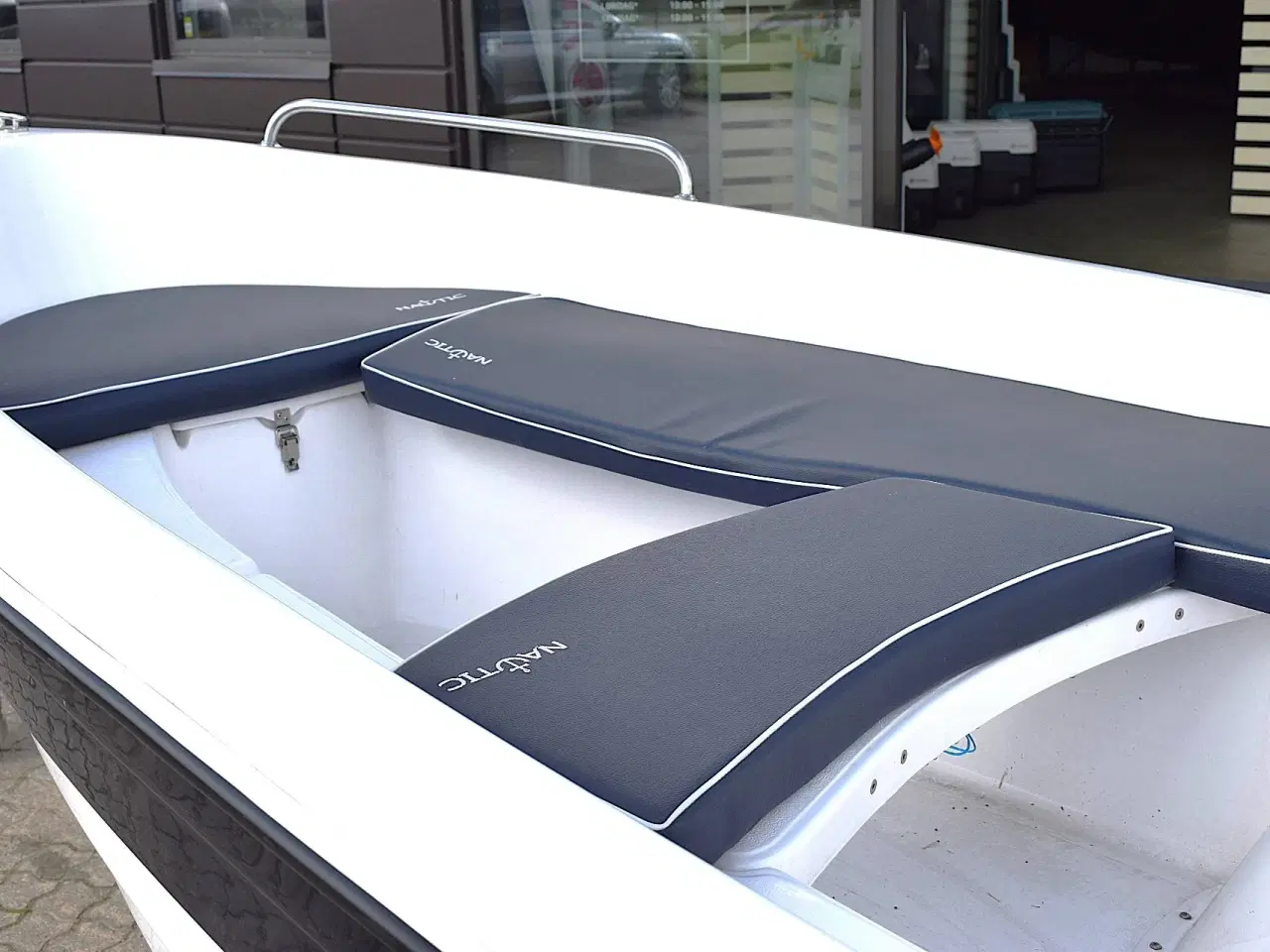 Billede 3 - Nautic 410 Styrepultbåd m/ Hidea 15 hk