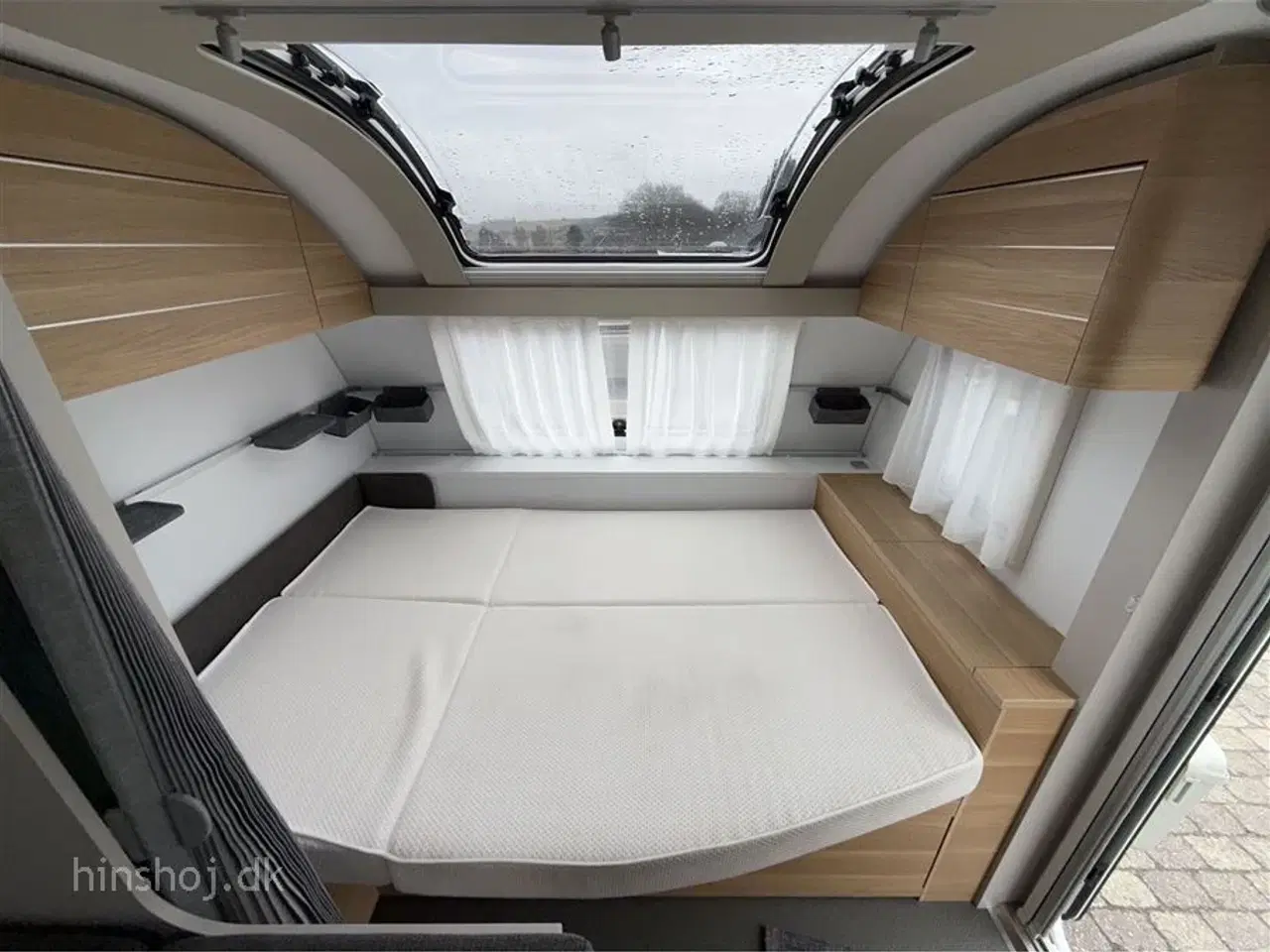 Billede 2 - 2021 - Adria Adora 673 PK Twin Lækker famillie vogn med køje med dobbeltseng fra Hinshøj Caravan