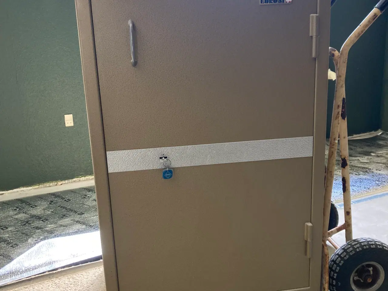 Billede 1 - Pengeskab sælges 