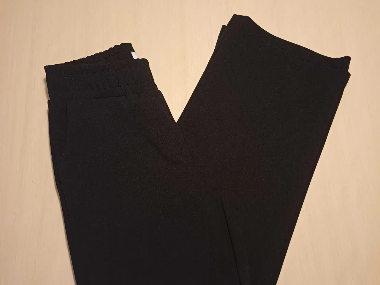 Billede 1 - QueenZ bukser str.152