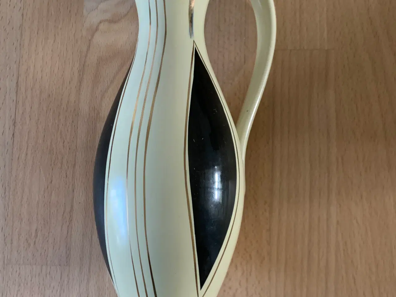 Billede 1 - Vase i guld, sort og beige, Vesttysk