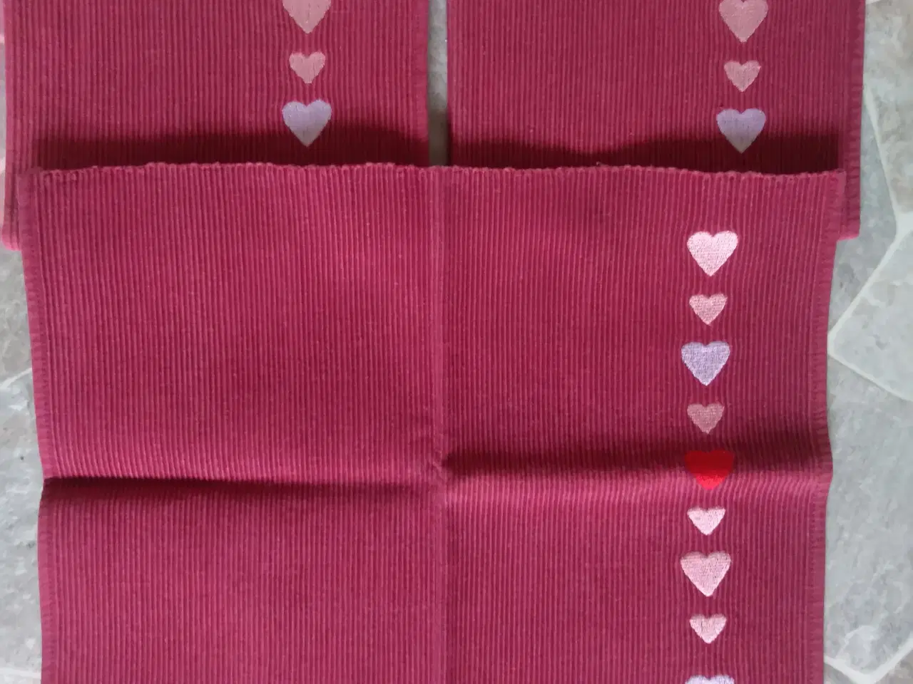 Billede 12 - Jule duge, løbere, dækkeservietter