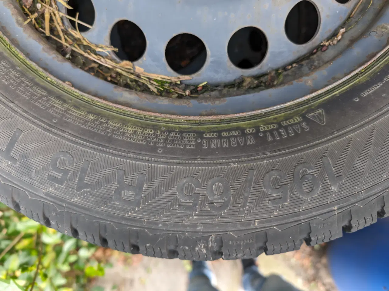 Billede 1 - 15" stålfælge med dæk