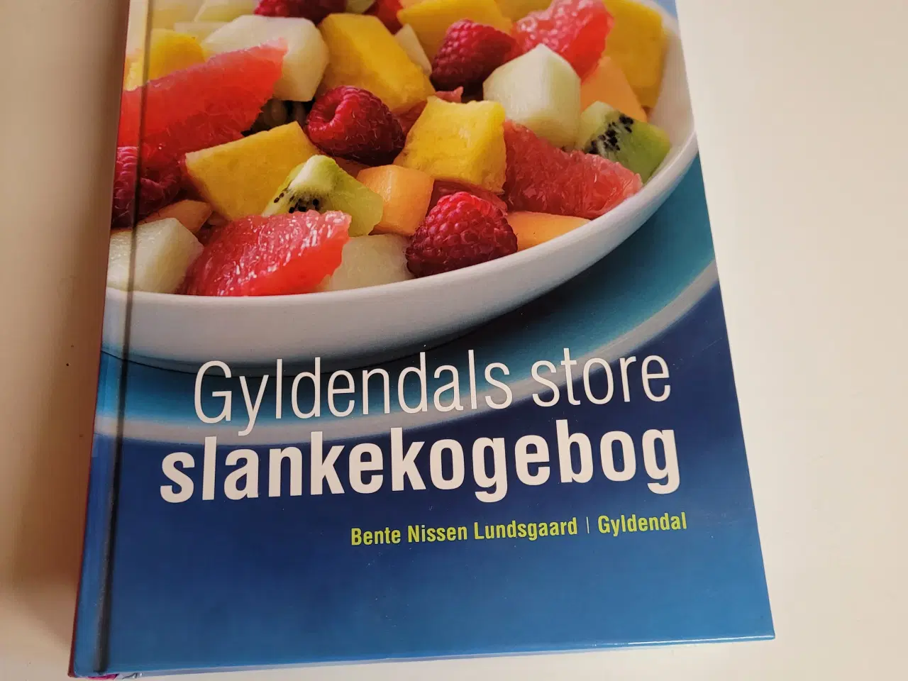 Billede 1 - Gyldendahls store slanke kogebog