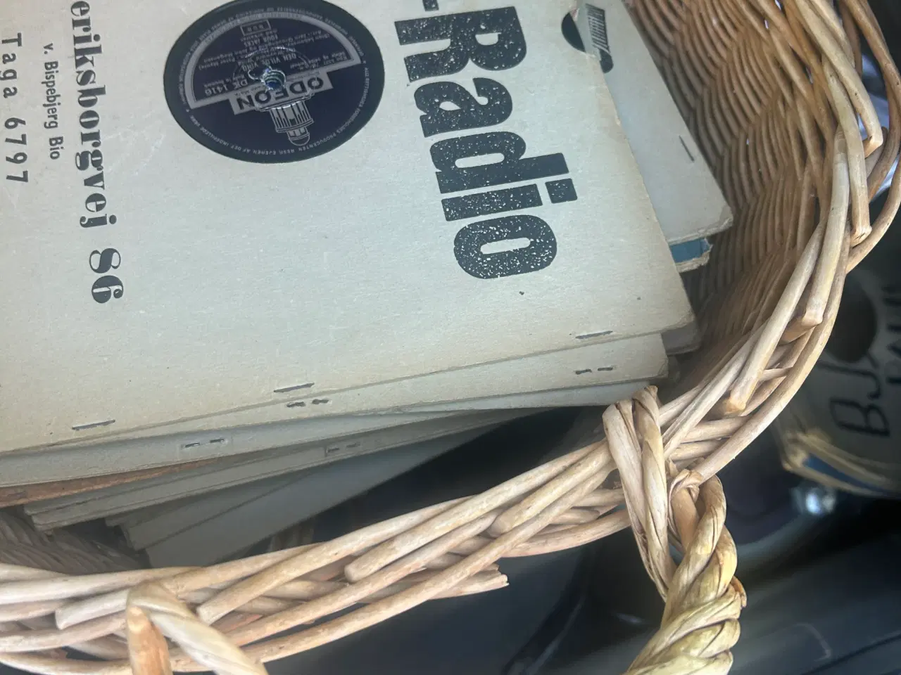 Billede 2 - Vinyl plader en stor kurv fuld