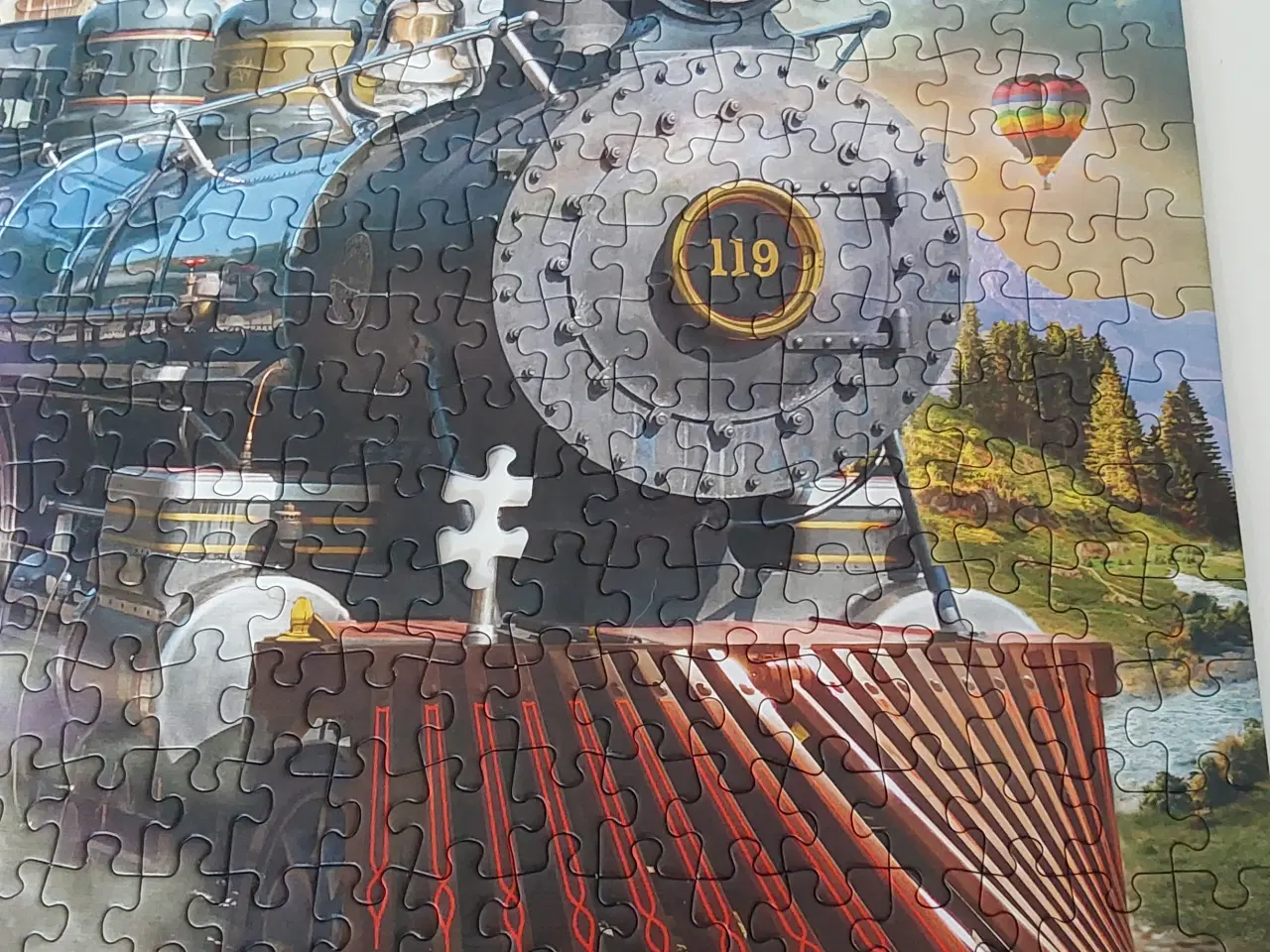 Billede 2 - Puslespil 1000 kvalitetsbrikker, 1 brik mangler