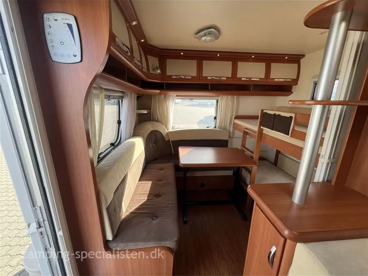 Billede 7 - 2010 - Hobby Excellent 650 KMFe   2010 Hobby 650 Excellent 650 KMFe - Se den nu hos Camping-Specialisten