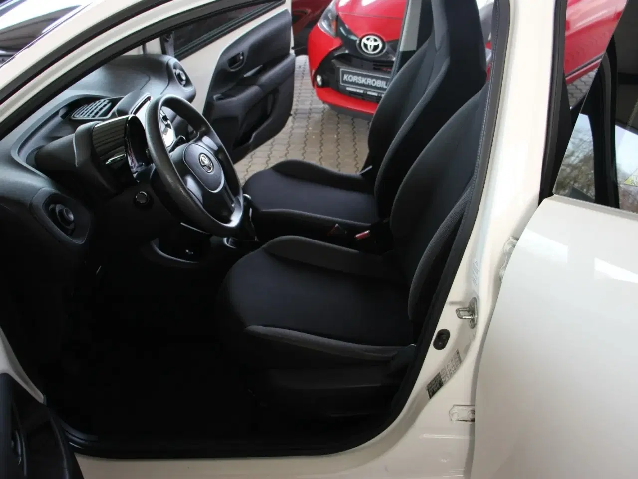 Billede 9 - Toyota Aygo 1,0 VVT-i x-play